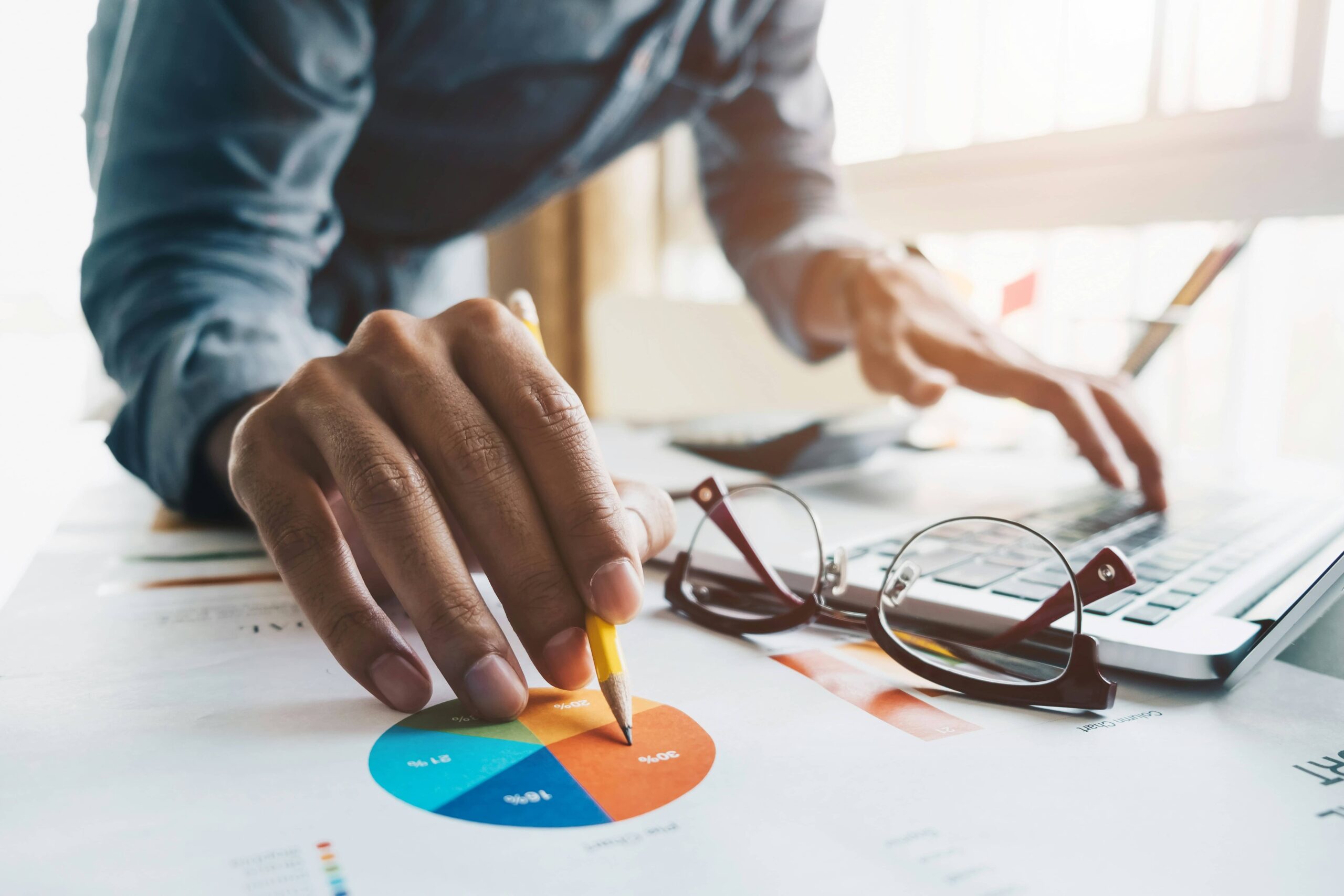 Analisi dei dati e definizione di una data strategy attraverso report, grafici e valutazione delle performance aziendali